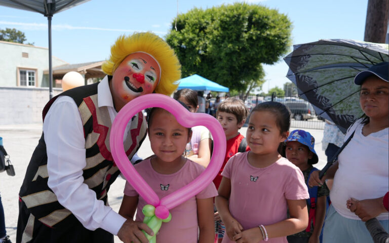 Little Kids Dentistrys Back to School Bash a Roaring Success 01