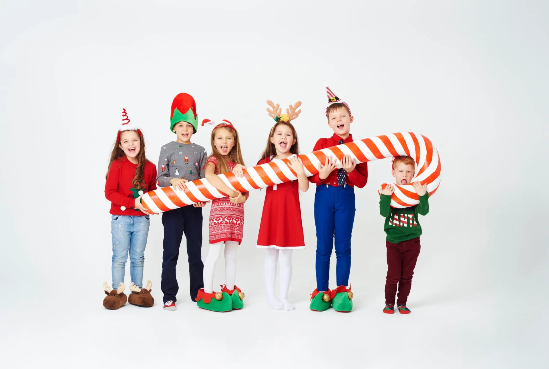 Cuidado dental navideño para niños: ¡Mantenga sus sonrisas brillantes esta temporada!